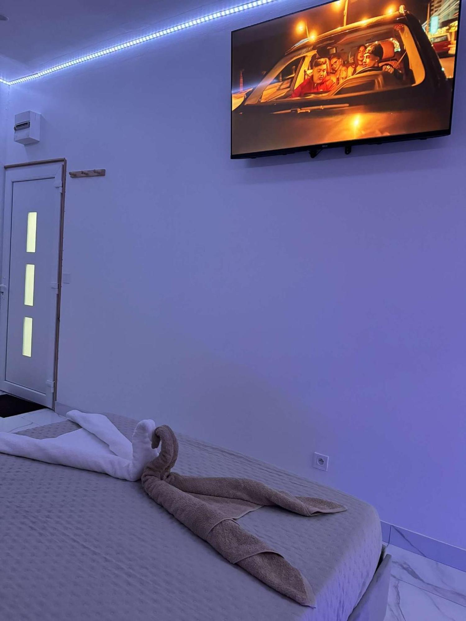 Suite Gold By L Amaryllis I Jacuzzi & Sauna Prive I Centre Beziers Arrivee Autonome Kültér fotó